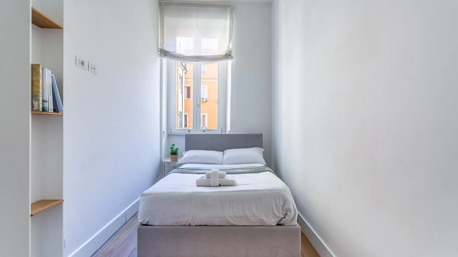 Iflat Contemporary Design Living In Rome Apartment
