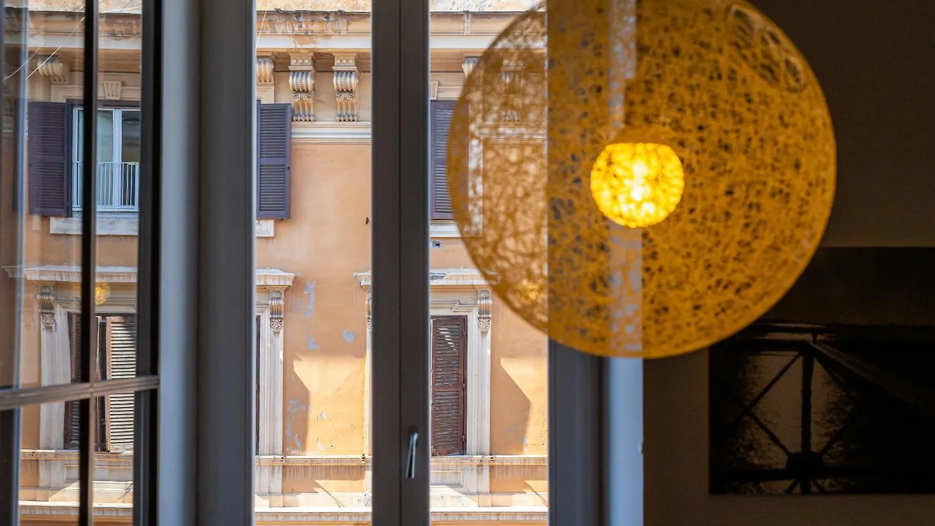 Iflat Contemporary Design Living In Rome Apartment