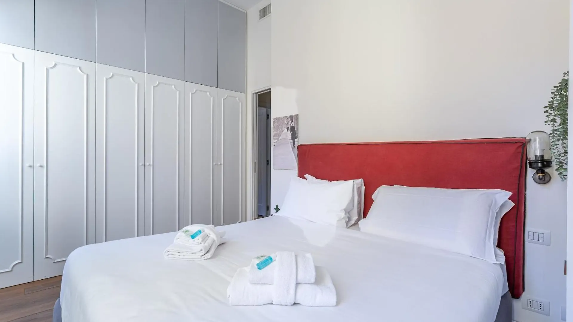 Iflat Contemporary Design Living In Rome Apartment