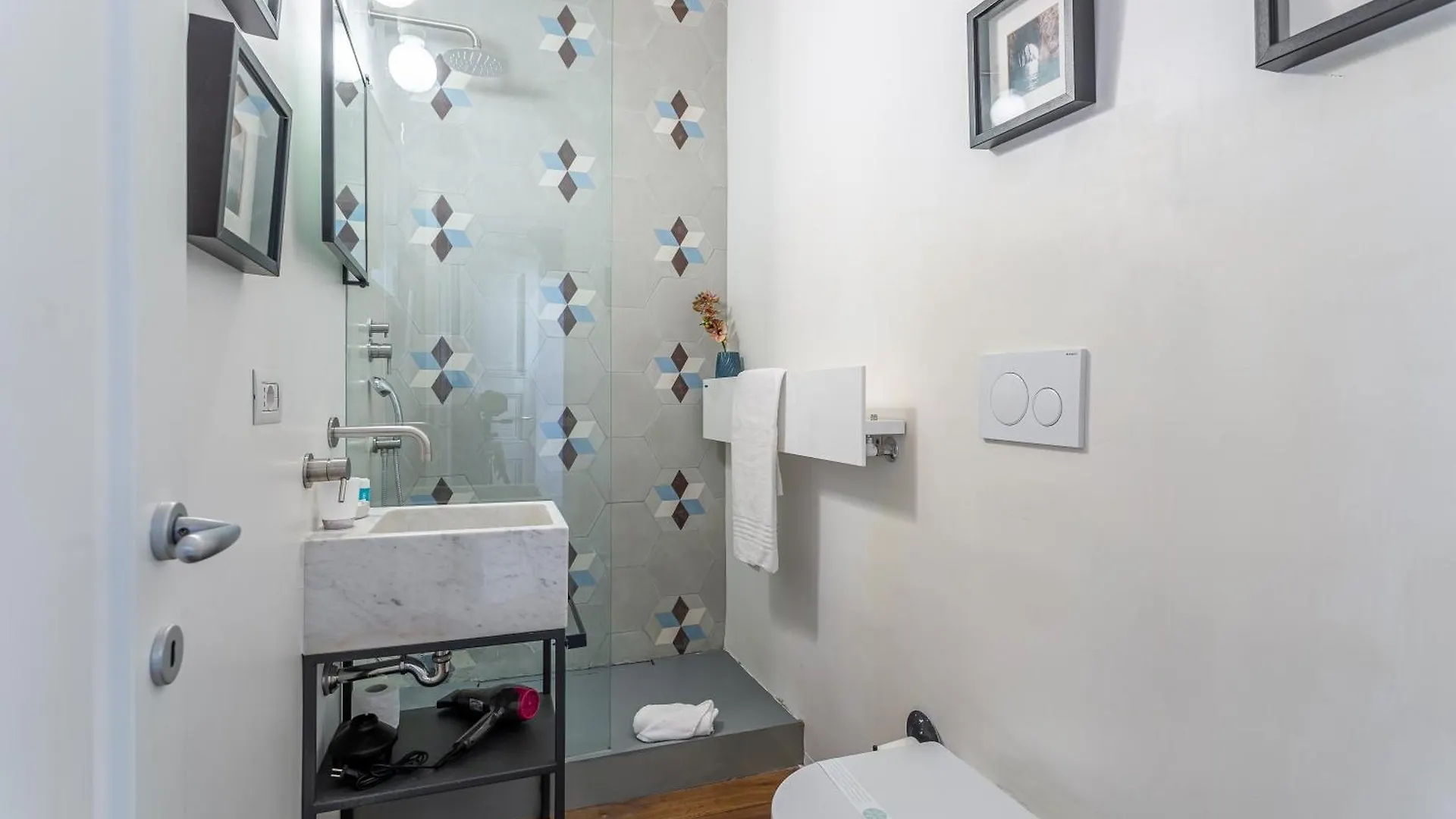 Iflat Contemporary Design Living In Rome Apartment
